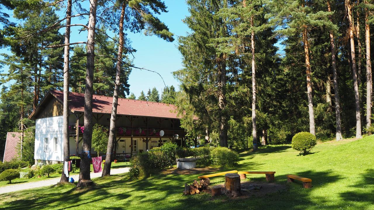 Hotel Lojzovy Paseky Frymburk nad Vltavou Exterior foto